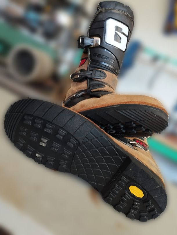 Scarpa Moto suola vibram
